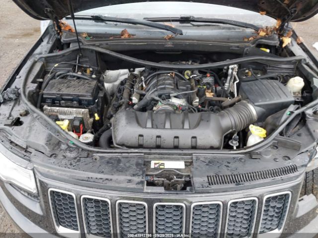 Jeep Grand Cherokee Overland Image 9