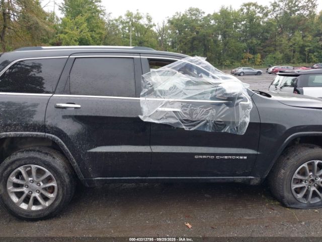 Jeep Grand Cherokee Overland Image 3