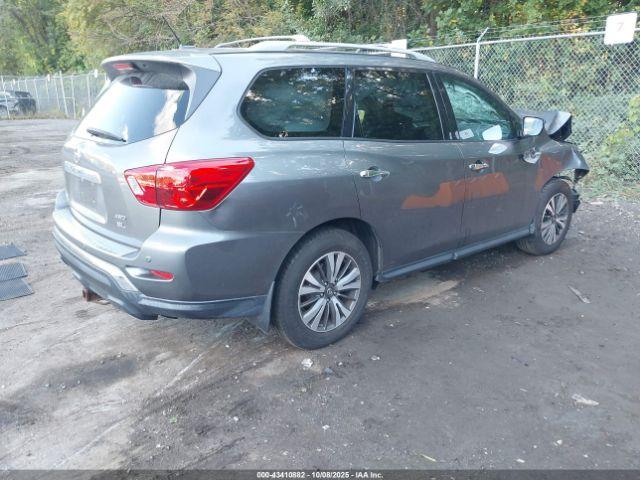 Nissan Pathfinder Sl Image 3