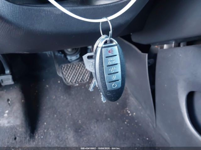 Nissan Pathfinder Sl Image 10