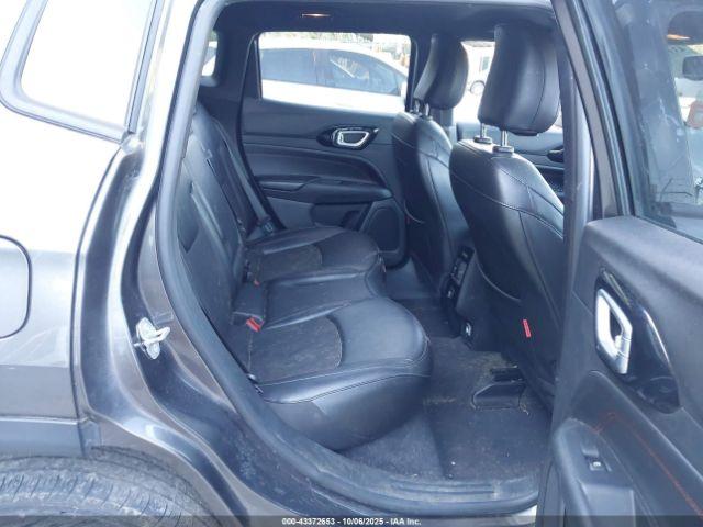 Jeep Compass Trailhawk 4x4 Image 9