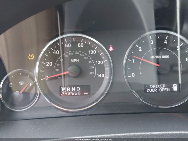 Jeep Grand Cherokee Laredo Image 8