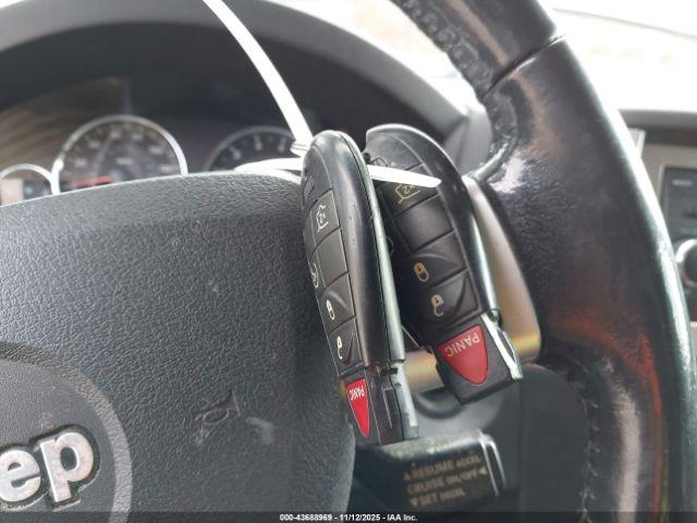 Jeep Grand Cherokee Laredo Image 10