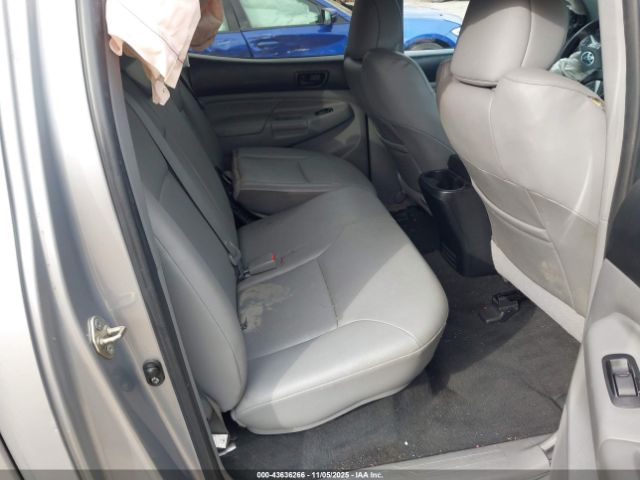 Toyota Tacoma Base V6 Image 10