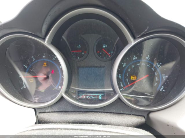 Chevrolet Cruze Ls Auto Image 7