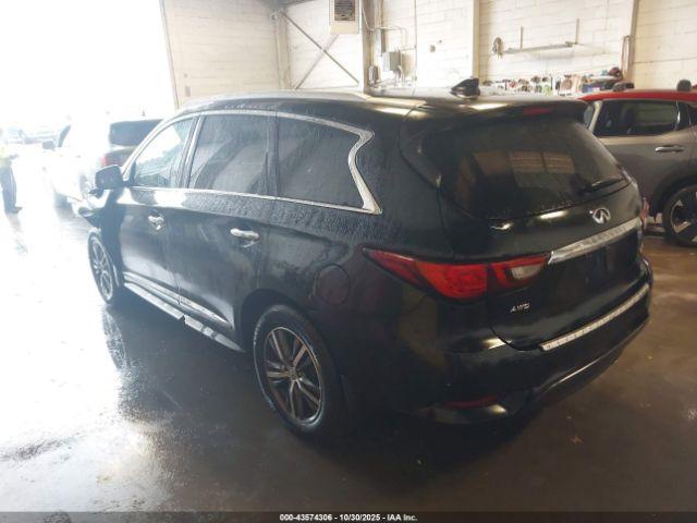 INFINITI Qx Luxe Image 5