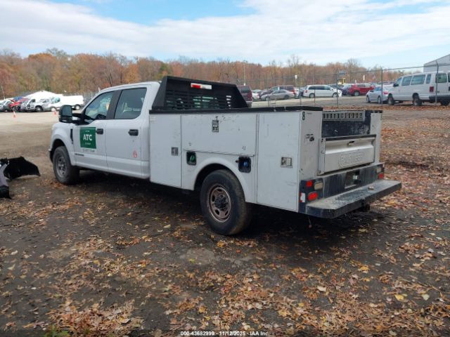 Ford F-350 Xl Image 3
