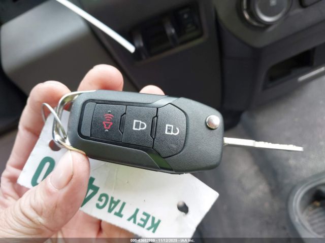 Ford F-350 Xl Image 7