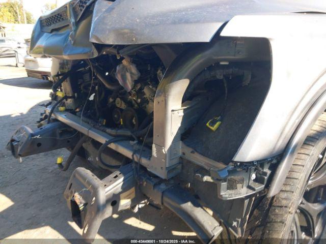 Ford F-150 Lariat Image 3