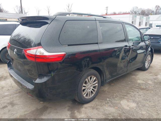 Toyota Sienna Xle 8 Passenger Image 5