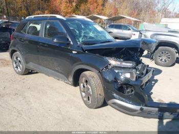  Salvage Hyundai VENUE