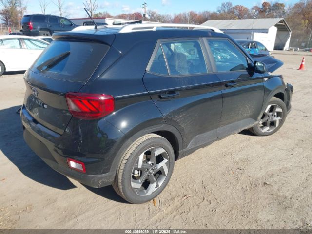 Hyundai VENUE Sel Image 6