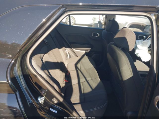 Hyundai VENUE Sel Image 8