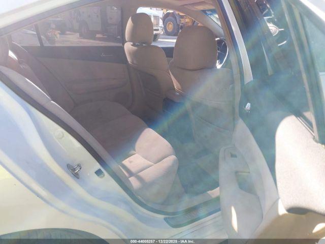 Nissan Maxima Image 5