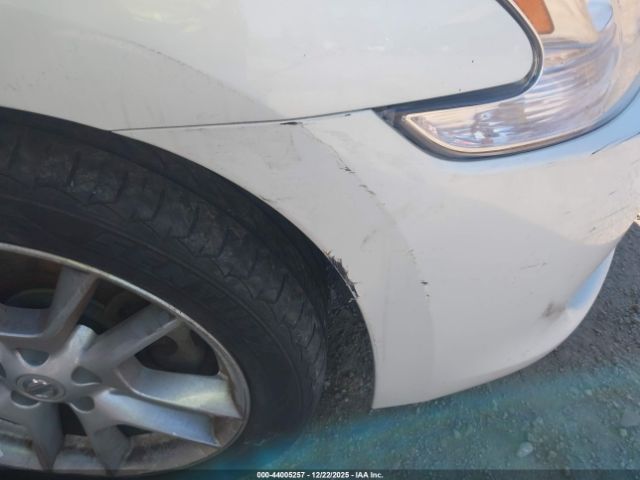 Nissan Maxima Image 10