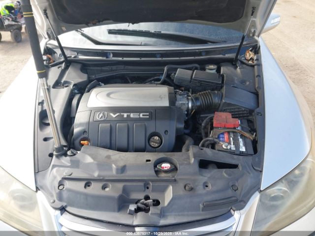Acura RL 3.5 Image 10