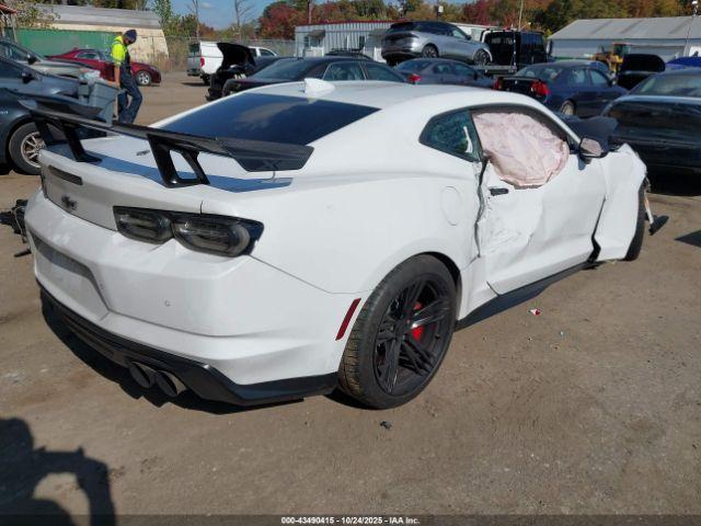 Chevrolet Camaro Rwd  Zl1 Image 4