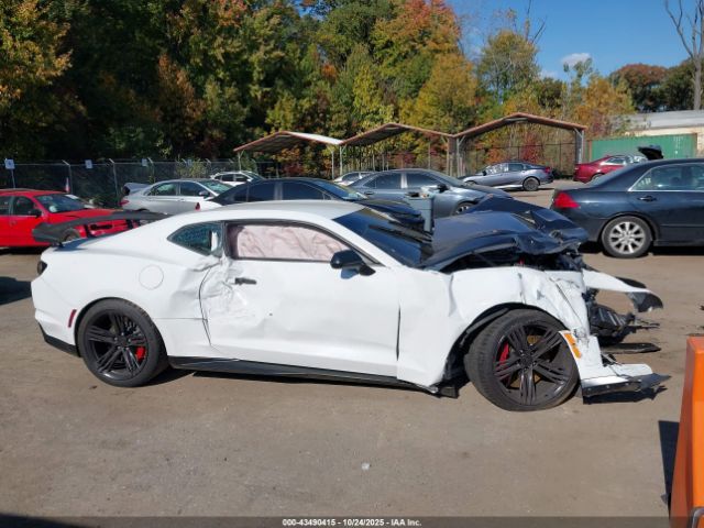 Chevrolet Camaro Rwd  Zl1 Image 10