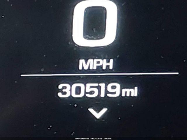 Chevrolet Camaro Rwd  Zl1 Image 12