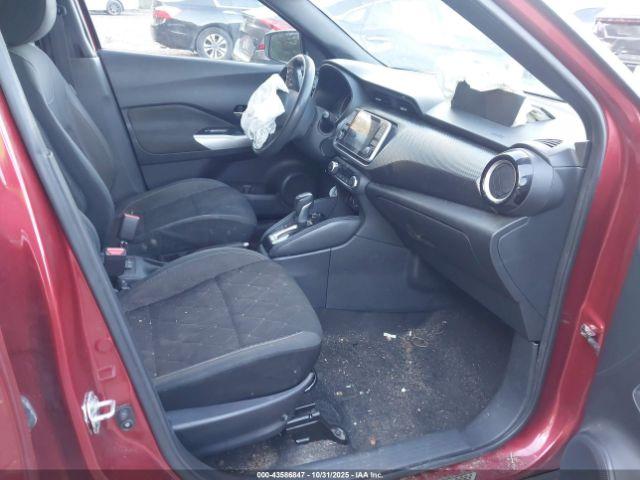 Nissan Kicks Sv Image 5