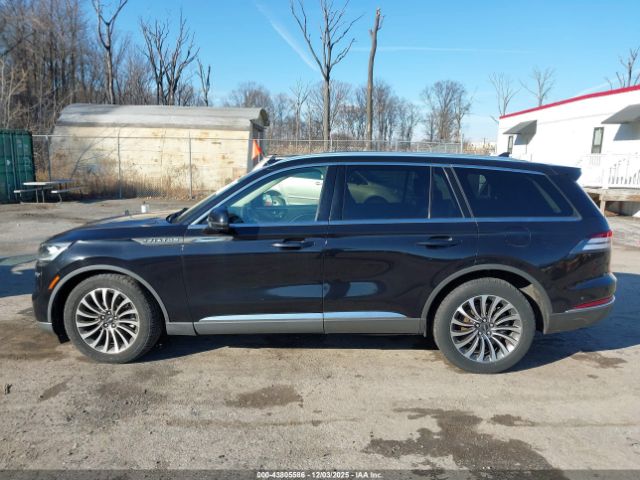Lincoln Aviator Standard Image 10