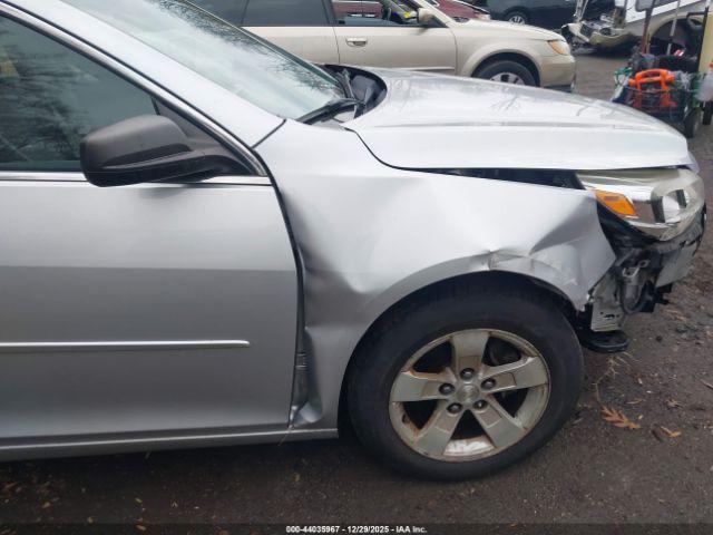 Chevrolet Malibu Ls Image 2