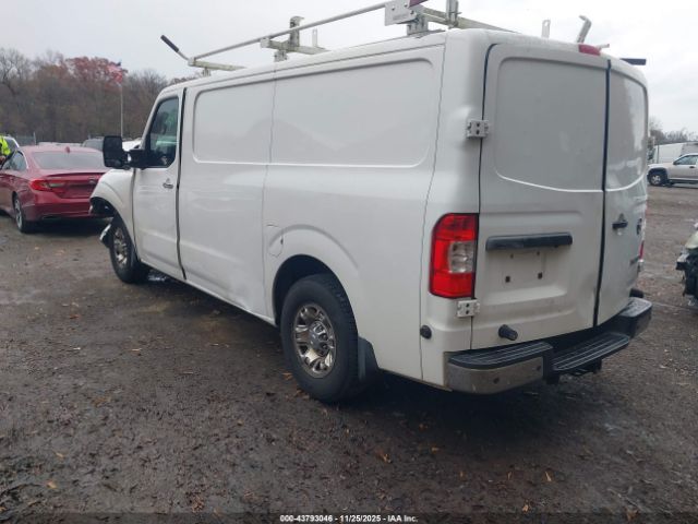 Nissan Nv Sl V8 Image 9