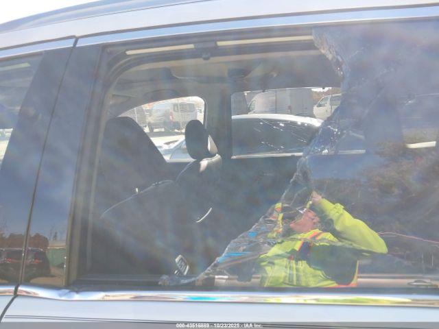 Honda Pilot Awd Touring 8 Passenger Image 17