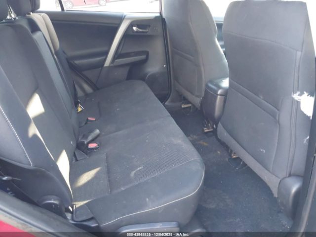 Toyota RAV4 Xle Image 10