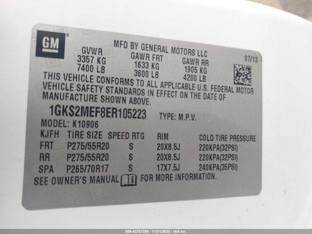 GMC Yukon Denali Image 7