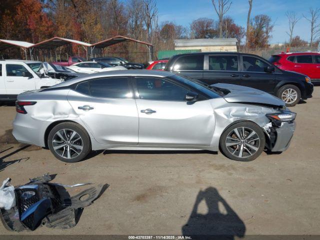Nissan Maxima 3.5 Sv Image 12