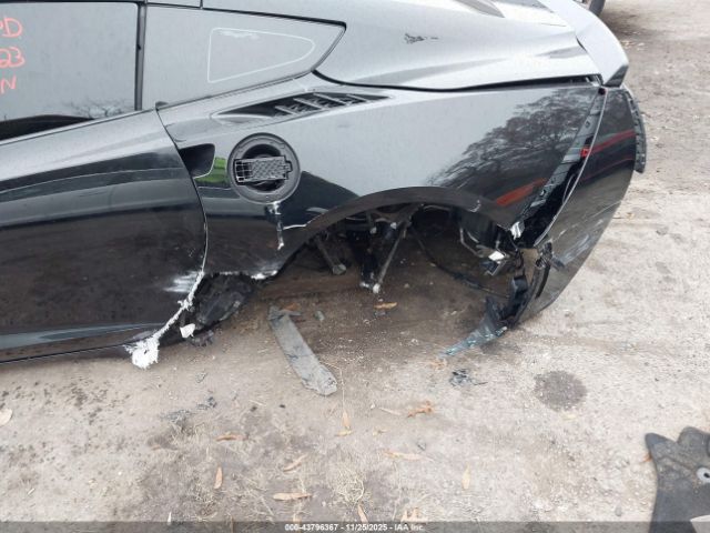 Chevrolet Corvette Stingray Image 15