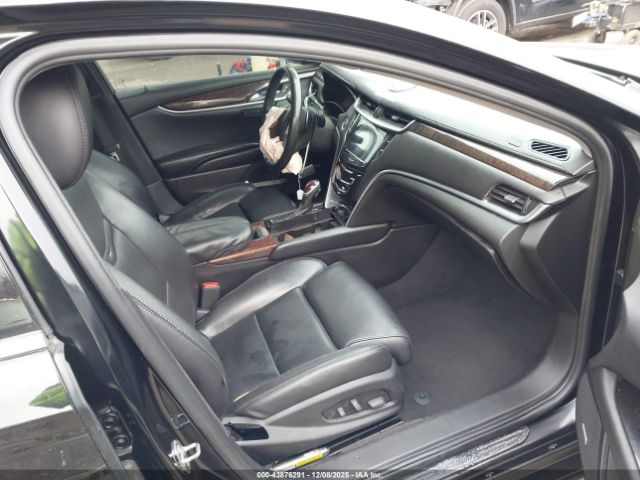 Cadillac XTS Luxury Image 15