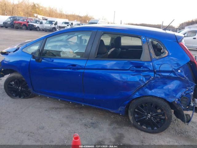 Honda Fit Sport Image 6