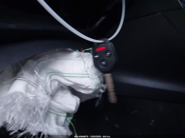 Subaru Impreza Base Image 11