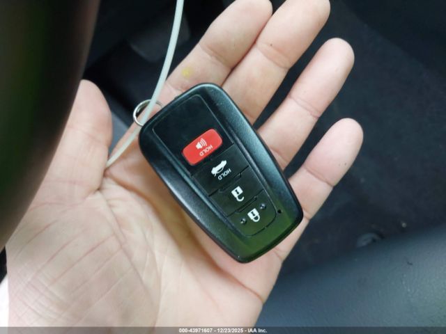 Toyota Camry Se Image 7