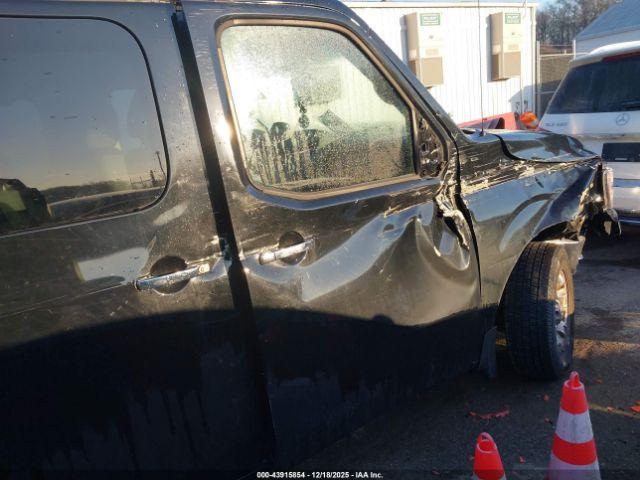 Nissan Nv Sv V6 Image 3