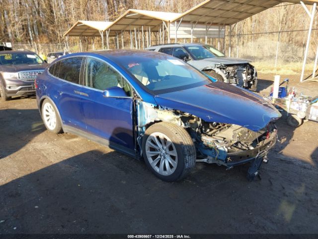 Tesla Model X Image 1