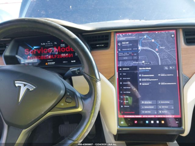 Tesla Model X Image 18