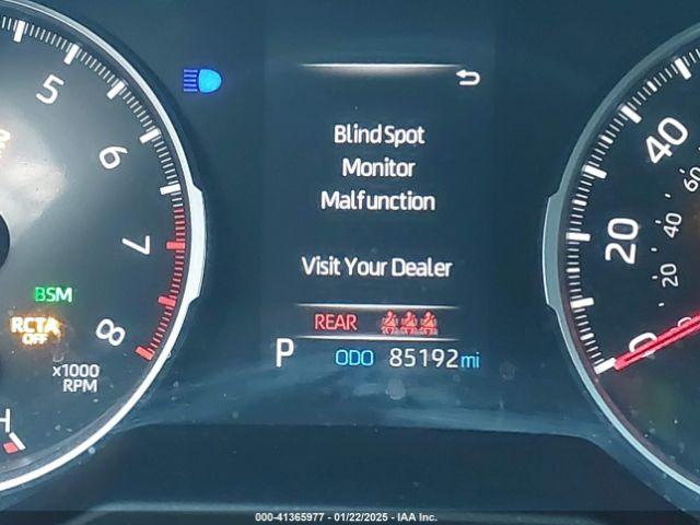 Toyota RAV4 Xle Image 16