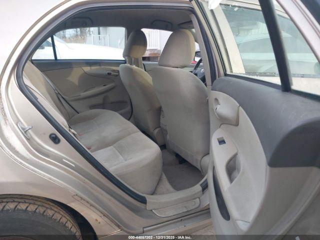 Toyota Corolla Le Image 5