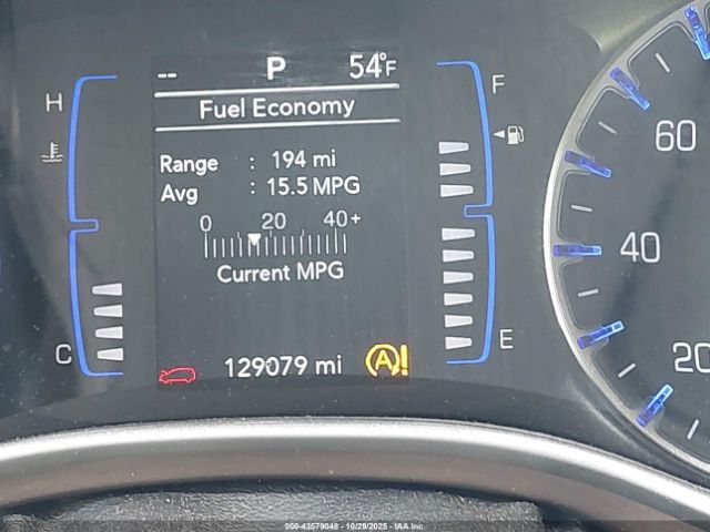 Chrysler Pacifica Touring L Image 3