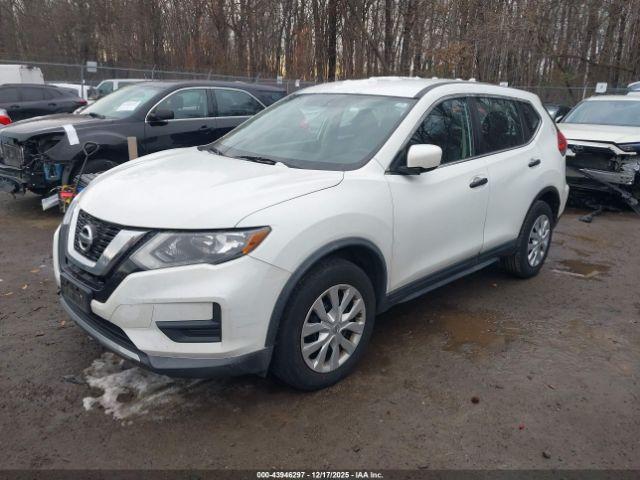 Nissan Rogue S Image 14