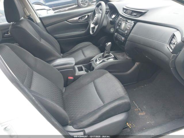 Nissan Rogue S Image 12