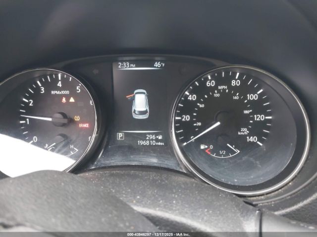 Nissan Rogue S Image 16