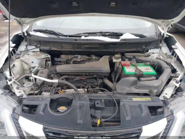 Nissan Rogue S Image 2