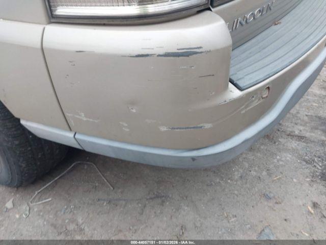 Lincoln Aviator Image 11