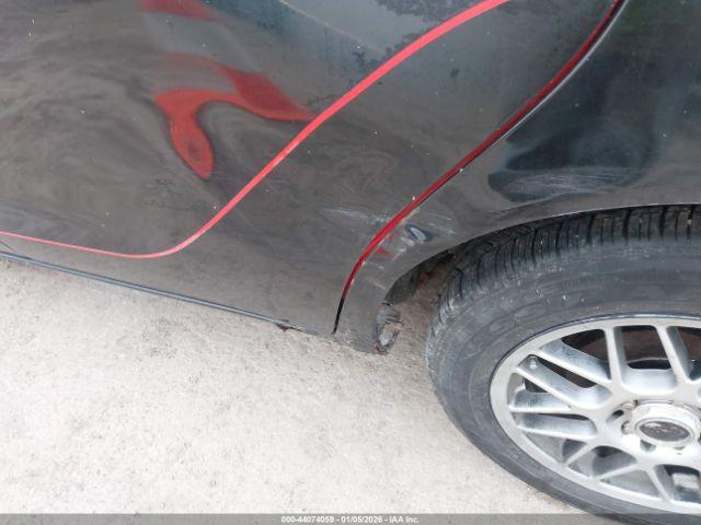 Toyota Matrix Standard Image 13