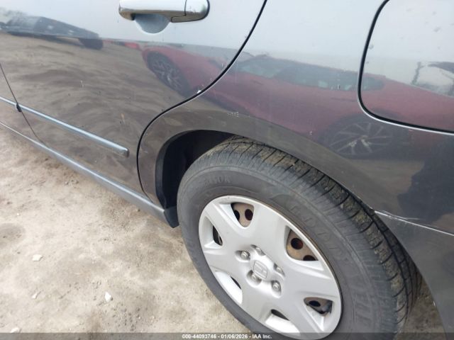 Honda Accord 2.4 Lx Image 13