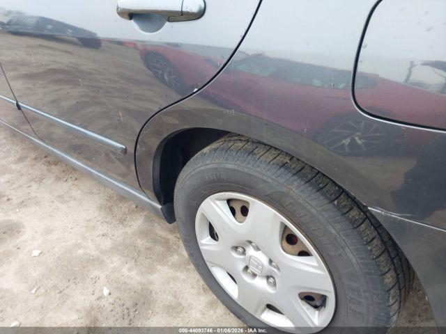 Honda Accord 2.4 Lx Image 13